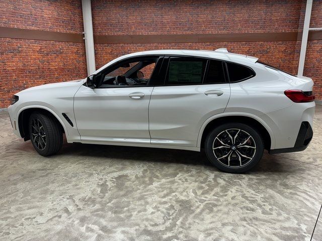 2024 BMW X4 M40i