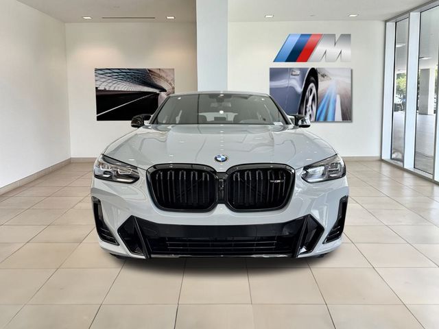 2024 BMW X4 M40i