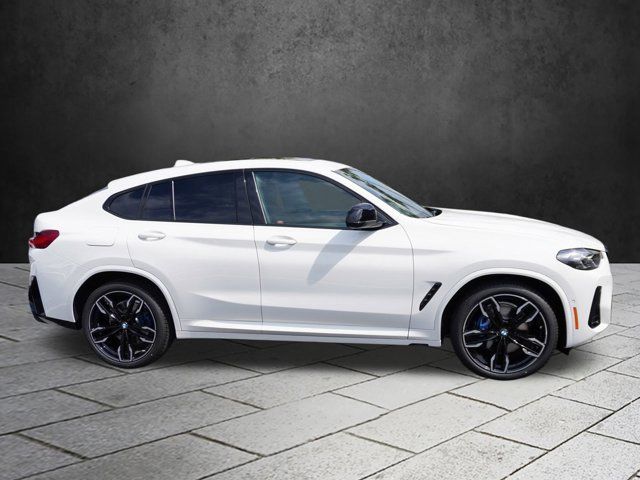 2024 BMW X4 M40i