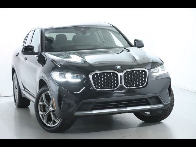 2024 BMW X4 xDrive30i