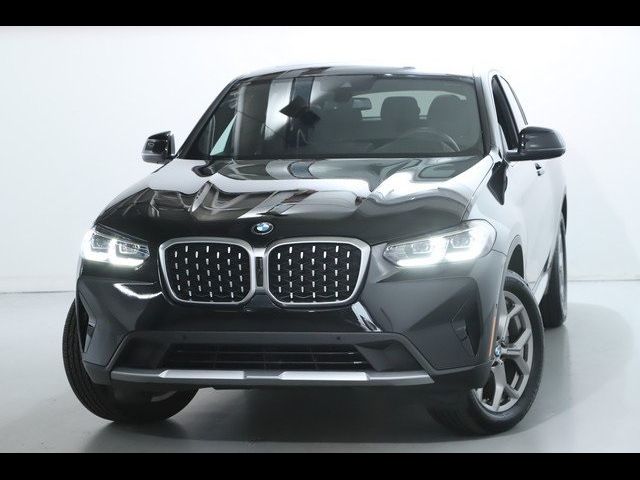 2024 BMW X4 xDrive30i