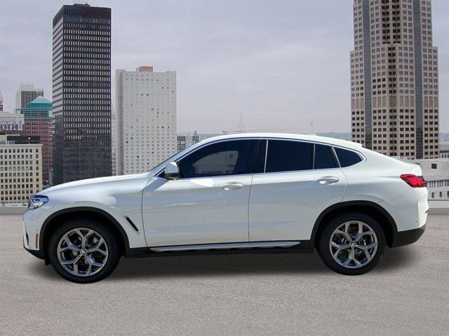 2024 BMW X4 xDrive30i