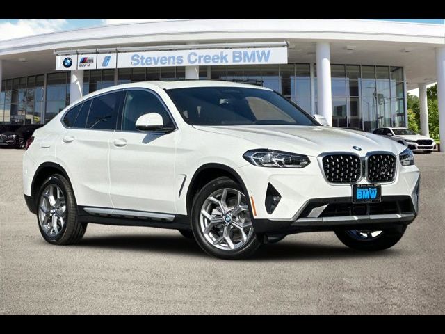 2024 BMW X4 xDrive30i