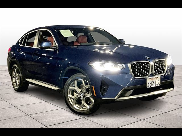 2024 BMW X4 xDrive30i