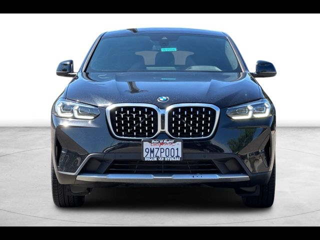 2024 BMW X4 xDrive30i