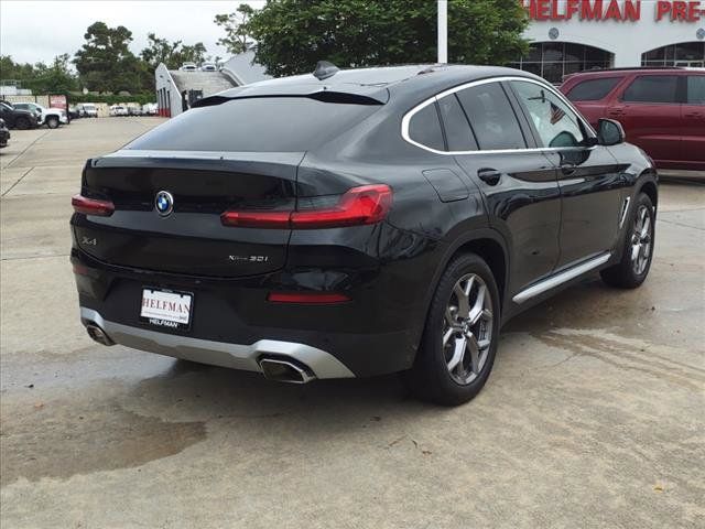 2024 BMW X4 xDrive30i