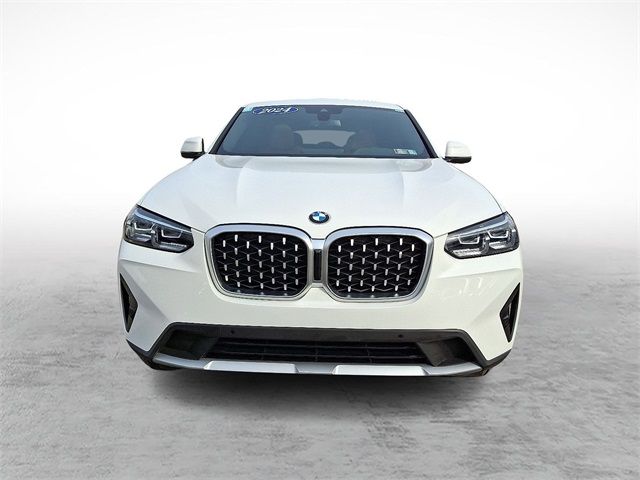 2024 BMW X4 xDrive30i