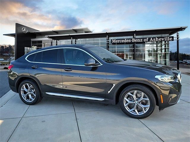 2024 BMW X4 xDrive30i