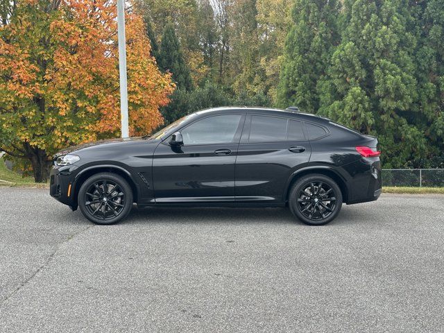 2024 BMW X4 xDrive30i