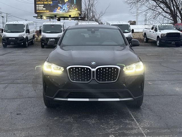 2024 BMW X4 xDrive30i