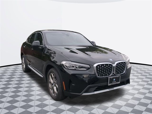 2024 BMW X4 xDrive30i