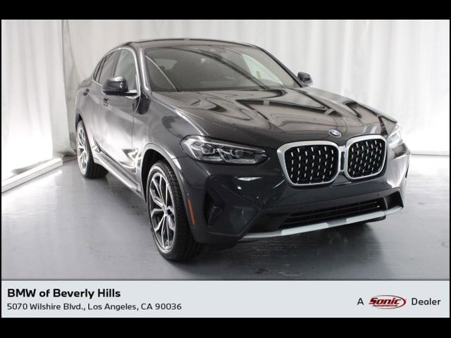 2024 BMW X4 xDrive30i