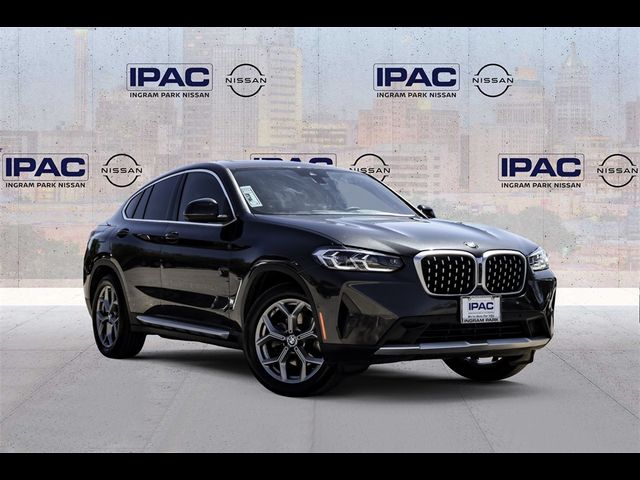 2024 BMW X4 xDrive30i