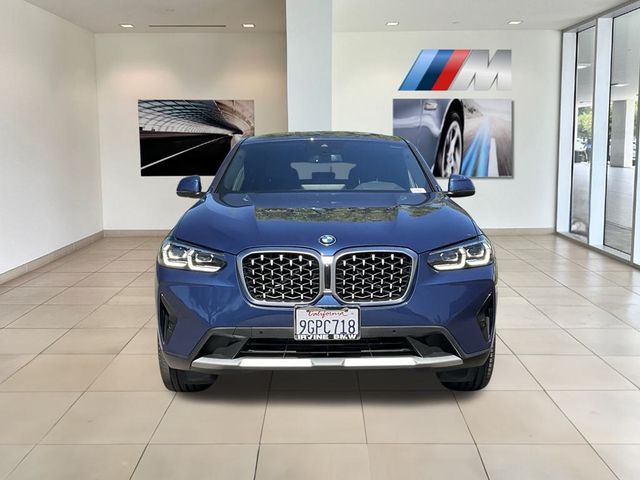 2024 BMW X4 xDrive30i