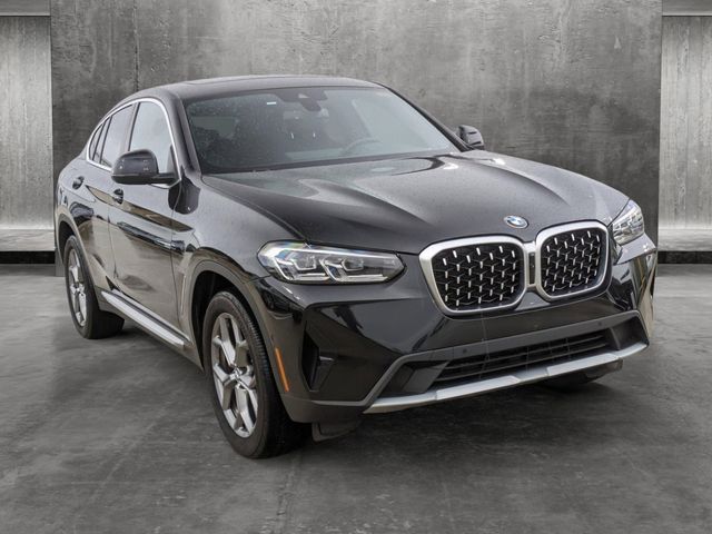 2024 BMW X4 xDrive30i