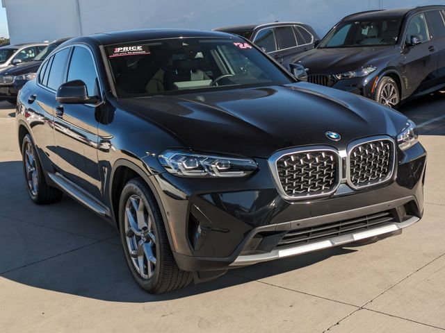 2024 BMW X4 xDrive30i