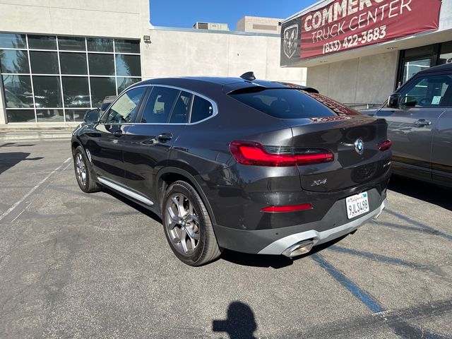 2024 BMW X4 xDrive30i