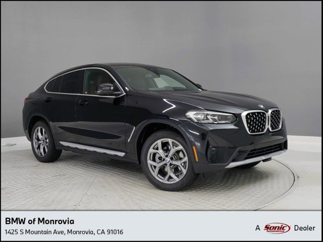 2024 BMW X4 xDrive30i