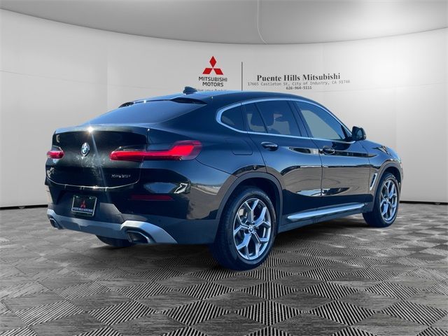 2024 BMW X4 xDrive30i