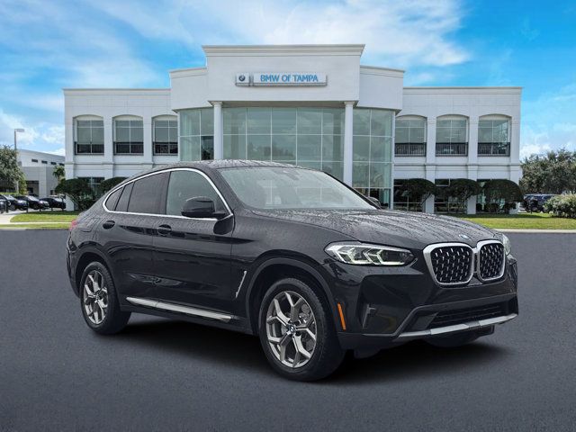 2024 BMW X4 xDrive30i