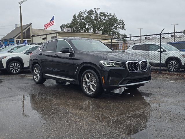 2024 BMW X4 xDrive30i