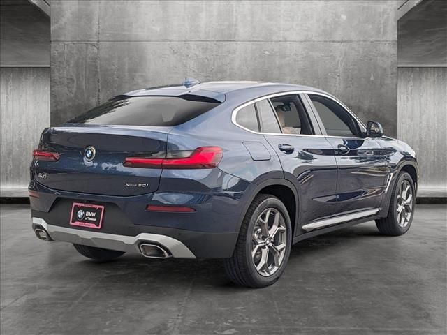 2024 BMW X4 xDrive30i