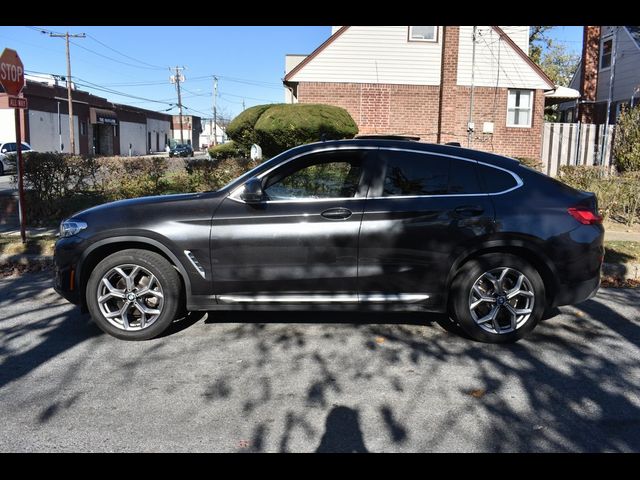 2024 BMW X4 xDrive30i