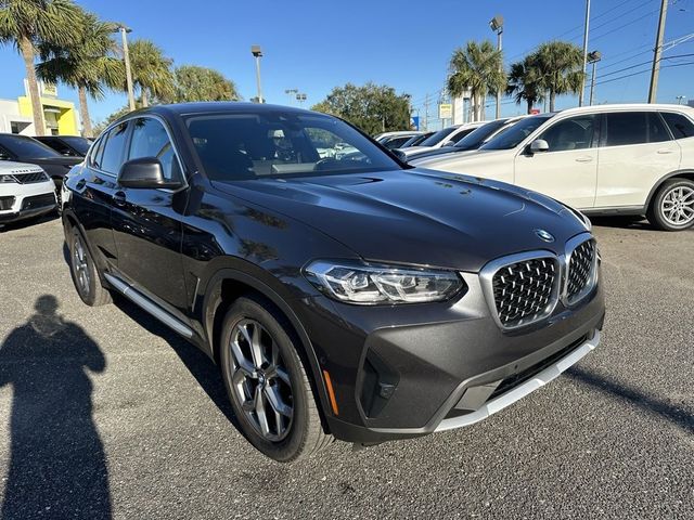 2024 BMW X4 xDrive30i