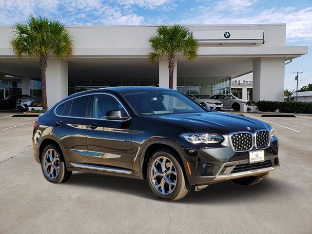 2024 BMW X4 xDrive30i