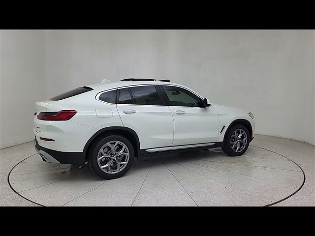 2024 BMW X4 xDrive30i