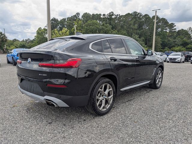 2024 BMW X4 xDrive30i