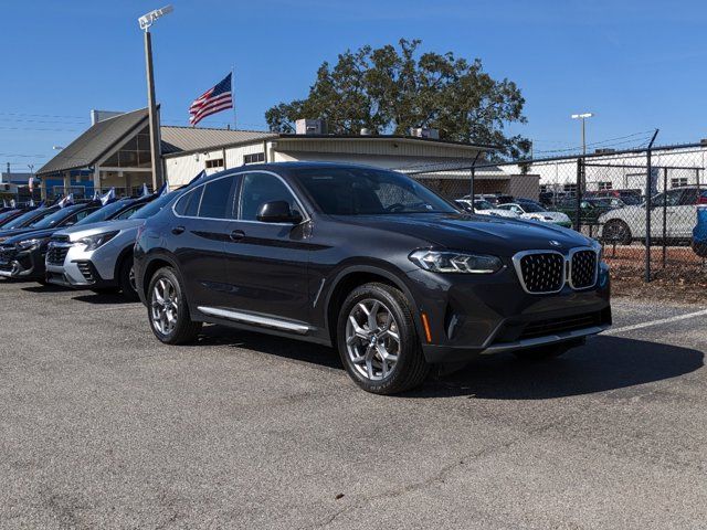 2024 BMW X4 xDrive30i