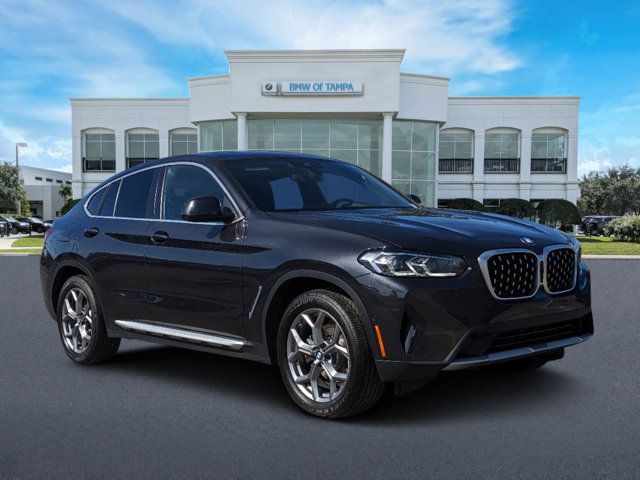 2024 BMW X4 xDrive30i