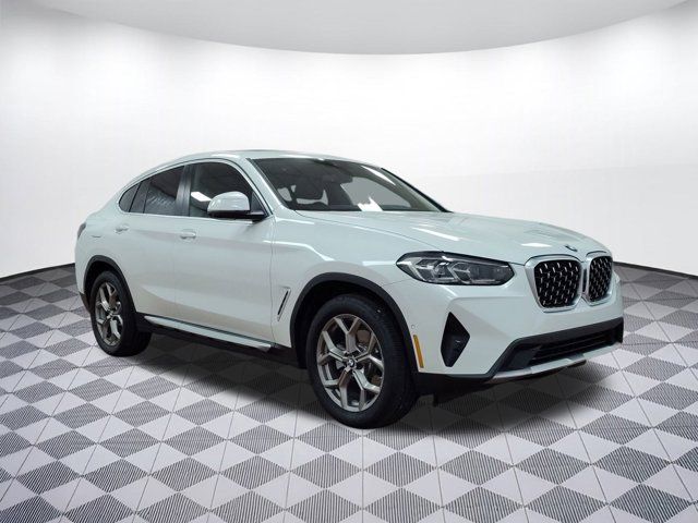 2024 BMW X4 xDrive30i