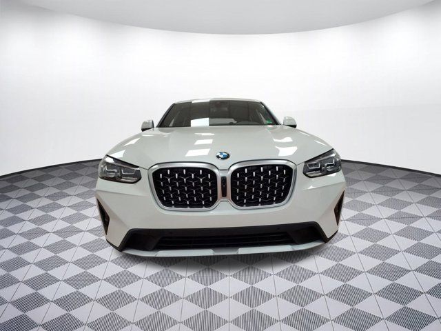 2024 BMW X4 xDrive30i