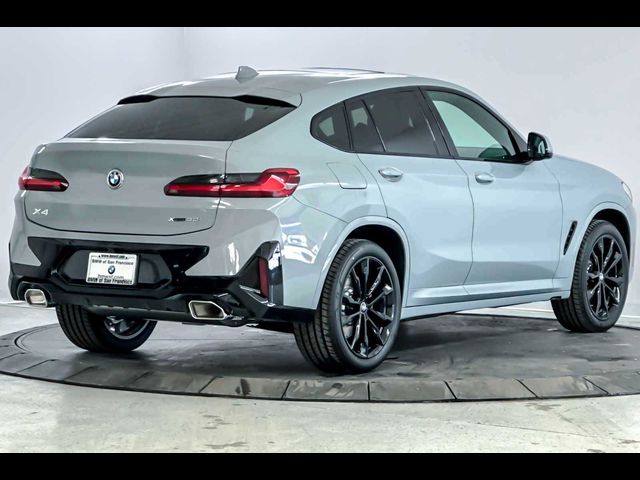 2024 BMW X4 xDrive30i