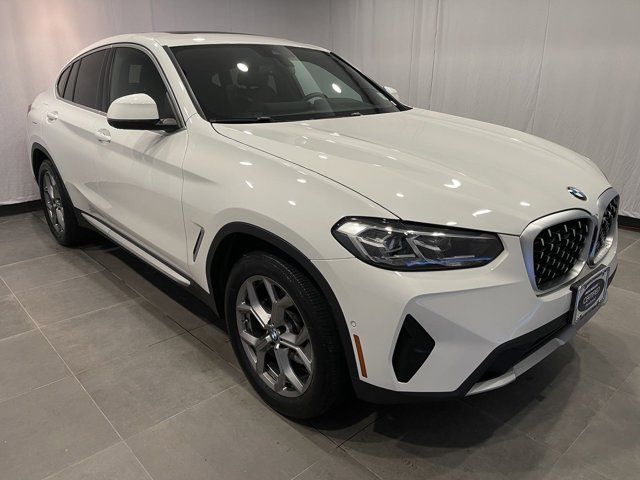 2024 BMW X4 xDrive30i