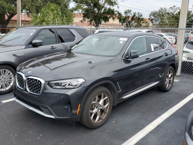 2024 BMW X4 xDrive30i