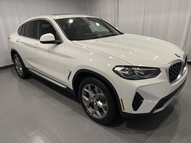 2024 BMW X4 xDrive30i