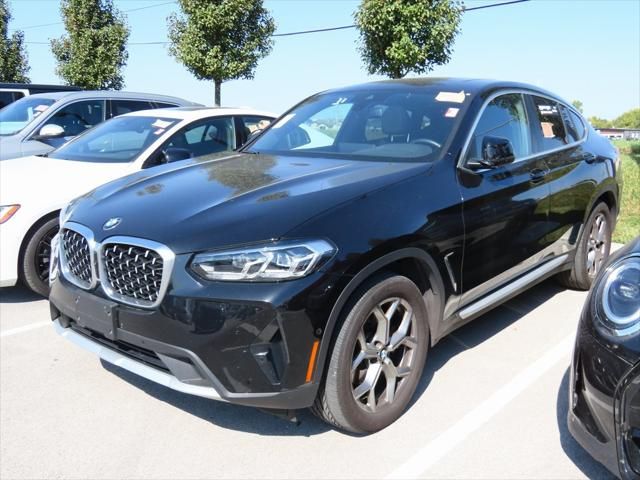 2024 BMW X4 xDrive30i