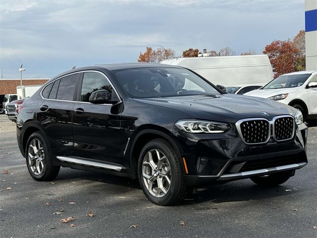 2024 BMW X4 xDrive30i