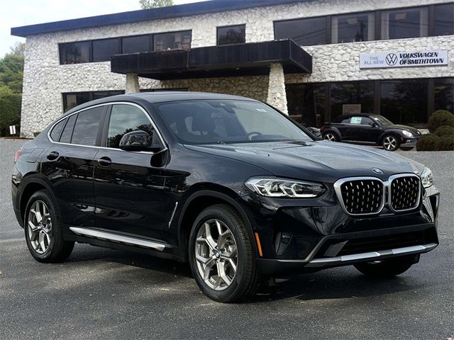 2024 BMW X4 xDrive30i