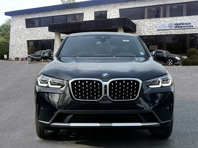 2024 BMW X4 xDrive30i