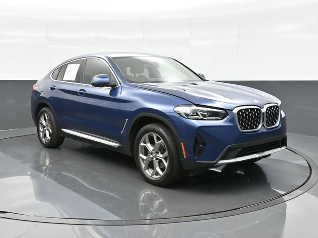 2024 BMW X4 xDrive30i