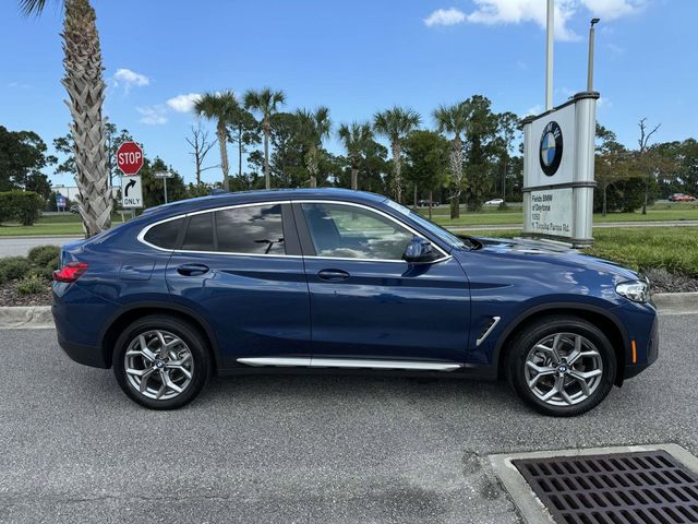 2024 BMW X4 xDrive30i