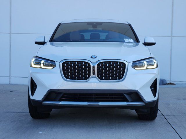 2024 BMW X4 xDrive30i