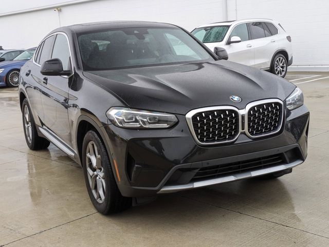 2024 BMW X4 xDrive30i