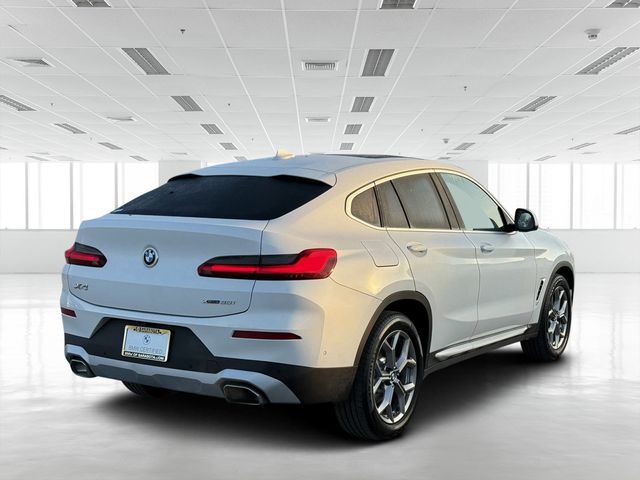 2024 BMW X4 xDrive30i