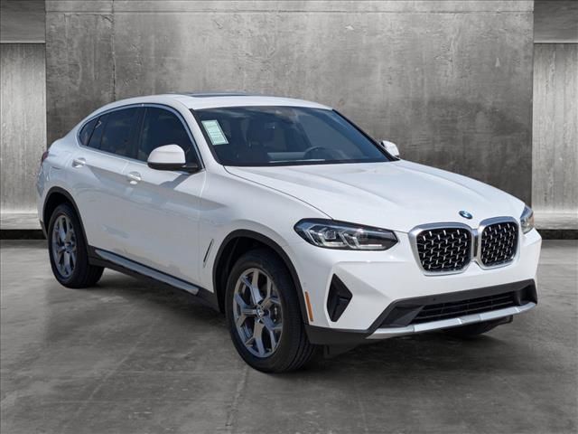 2024 BMW X4 xDrive30i