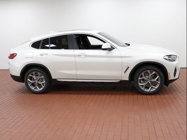 2024 BMW X4 xDrive30i